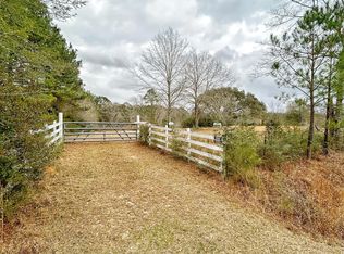 360 Redmond Rd, Lumberton, MS 39455