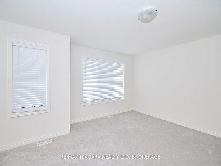 3595 Carolina Ct — Photo 24
