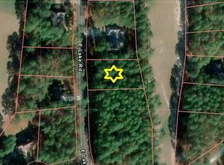 35 E Lake Rd, Wagram, NC 28396