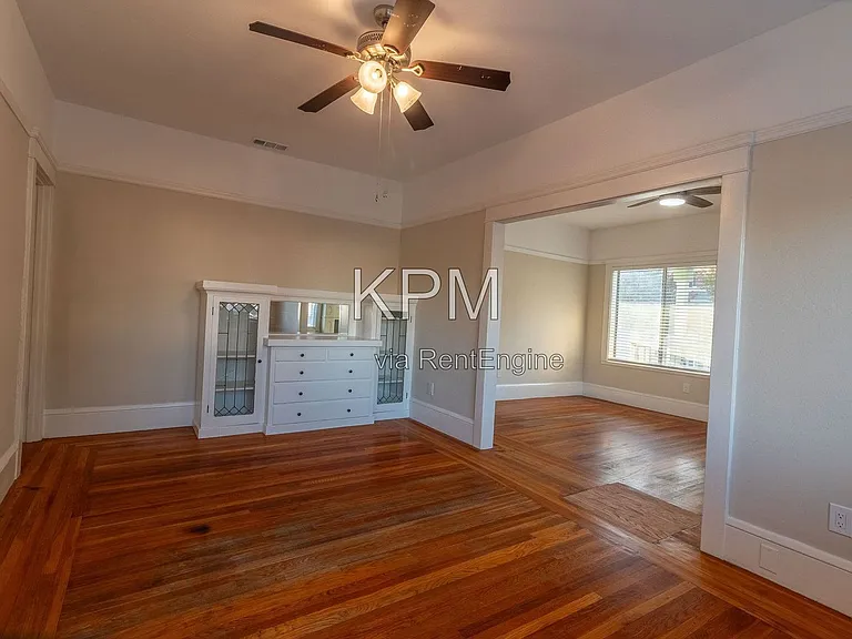 34 W Poplar St — Photo 7