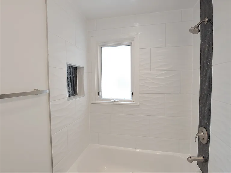 2216 Harvard Dr — Photo 11