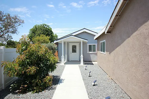 715 Rena Dr #2 Photo 1