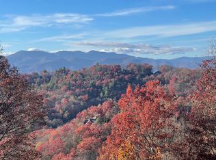 86 Alex Mountain Dr, Dillard, GA 30537