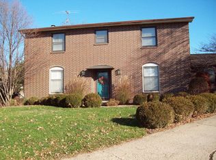 8101 Valdez Cir, Urbandale, IA 50322