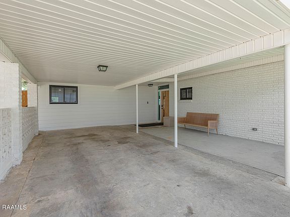 3rd image of 129 Nini Rd