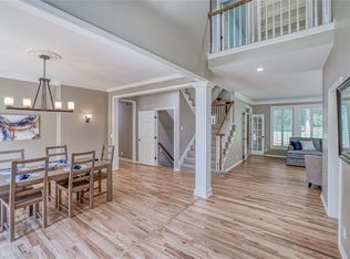 11207 W 140th Ter, Overland Park, KS 66221