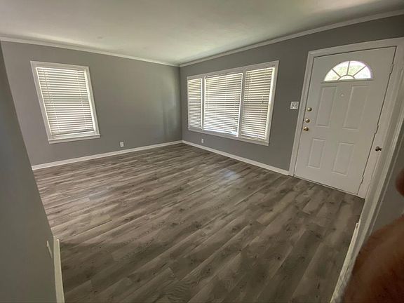 3rd image of 4109 Markins Dr