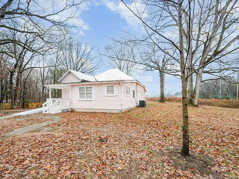 3612 E Brief Rd — Photo 25