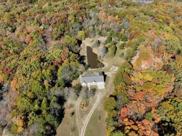 1401 E Cedar Tree Ln, Hartsburg, MO 65039