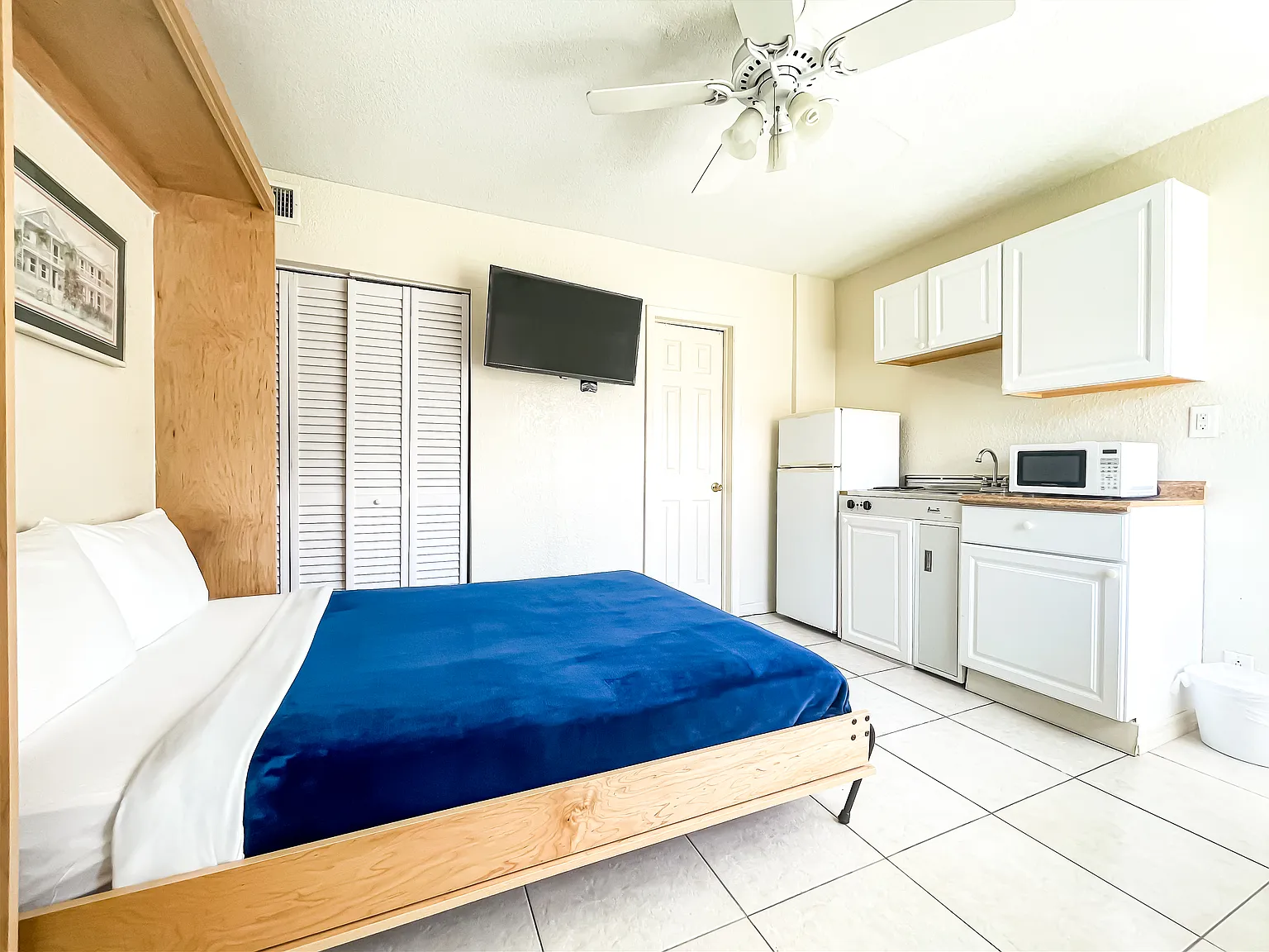 Studio, 425 sqft, $1,480 — Photo 2