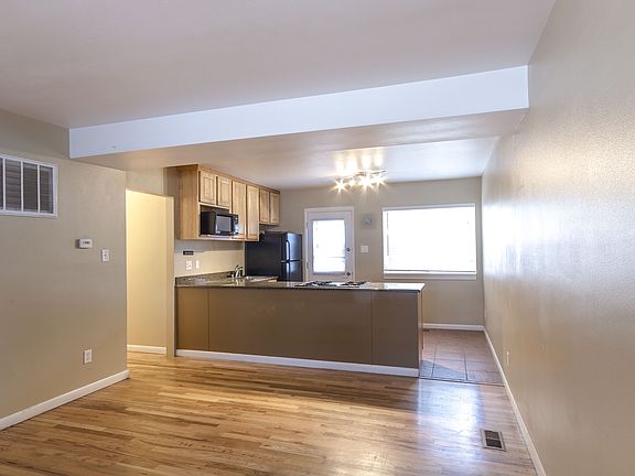 2nd image of 650 N 300 W APT 133