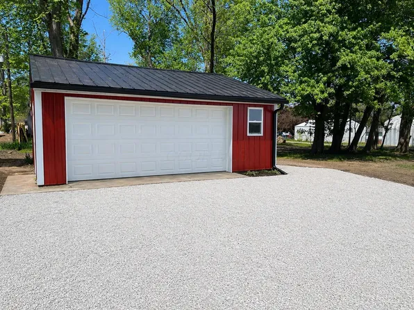 13475 Rosewood Dr NE, Millersport, OH 43046