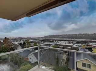 2241 13th Ave W APT 302, Seattle, WA 98119