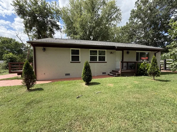 2123 Pinedell Ave, Monroe, NC 28110