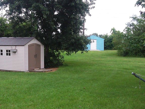 Rear yard with Sheds