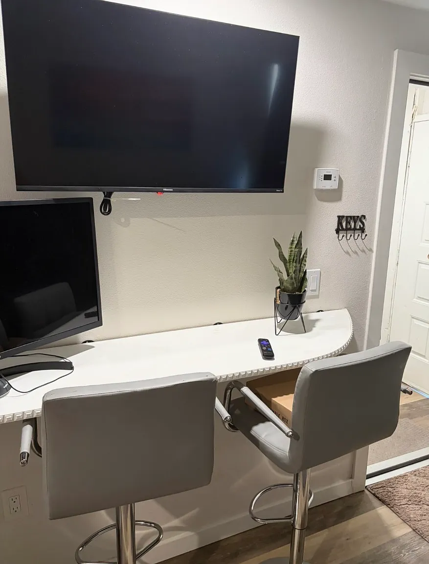 1 bed, $2,195 — Photo 2