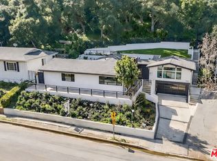 3873 Royal Woods Dr, Sherman Oaks, CA 91403