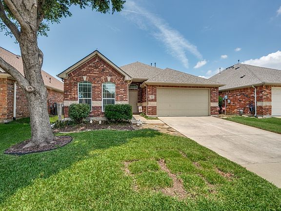 2nd image of 2753 Cascade Cove Dr
