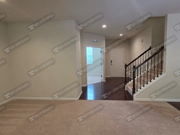 8151 Quincy Dr — Photo 9