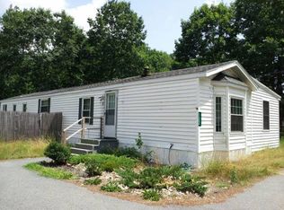 122 Knox Ln, Berwick, ME 03901