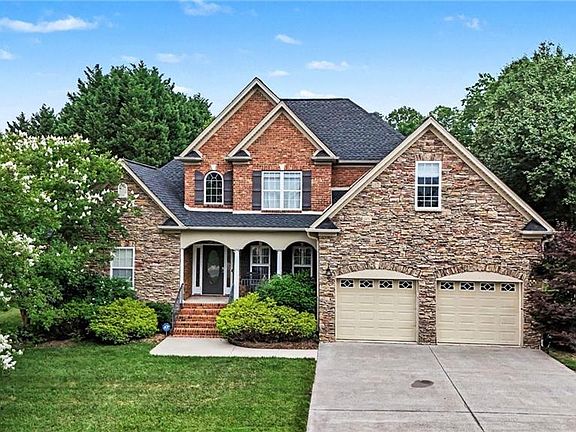 2nd image of 5120 Spiral Wood Dr