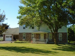 190 Knight Rd, Vestal, NY 13850