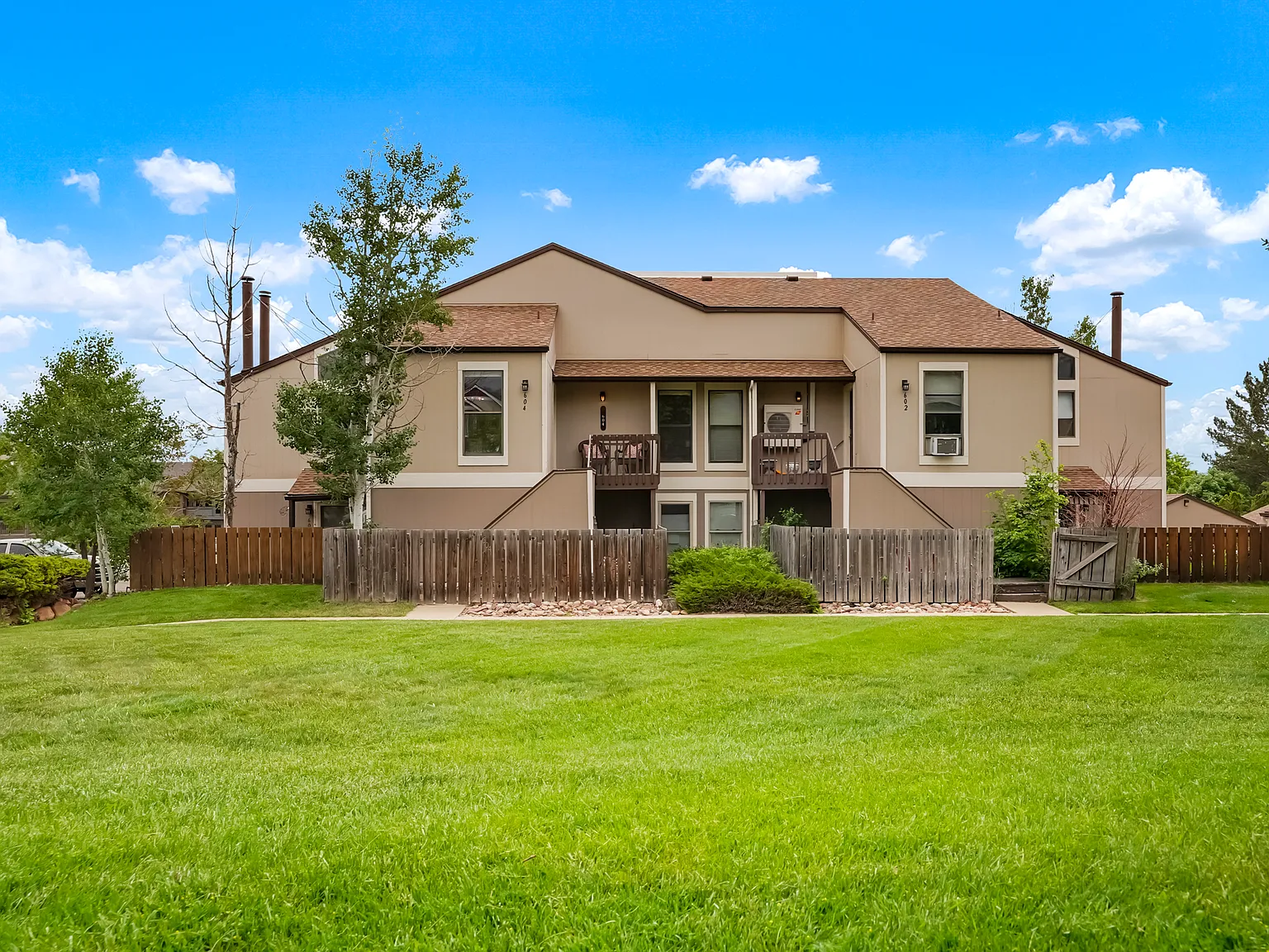 2 bed, 816 sqft, $2,490 — Photo 3
