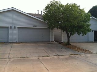 1717 Granada Ln, Lincoln, NE 68528