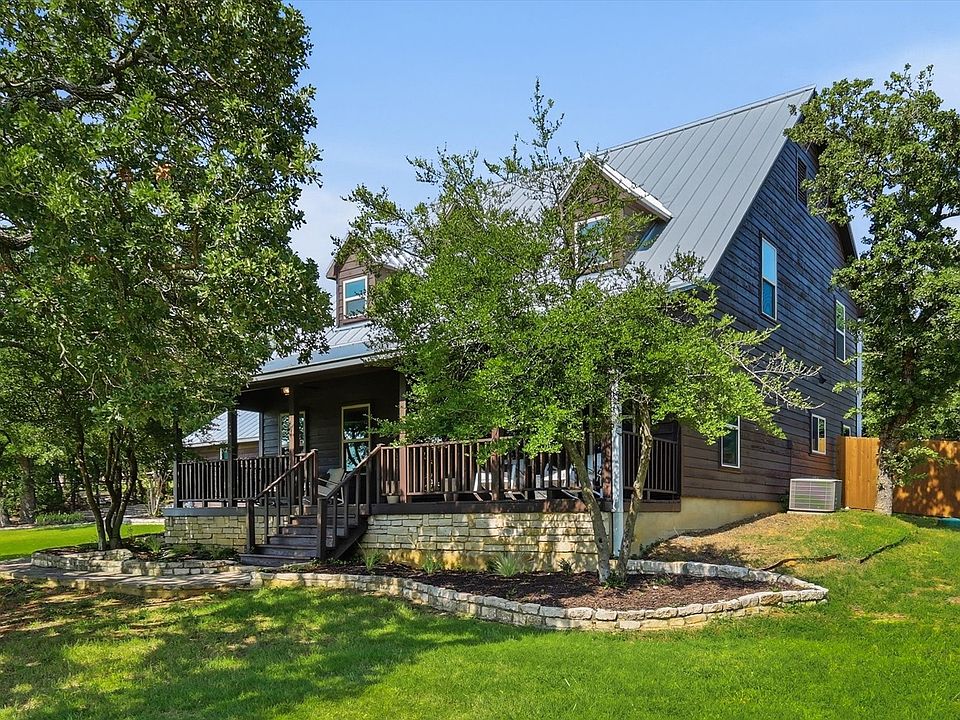 1st image of 1007 Pioneer Cir W