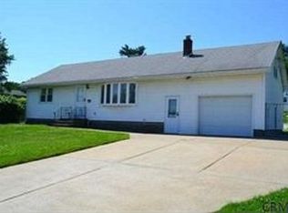 2095 Rosa Rd, Schenectady, NY 12309