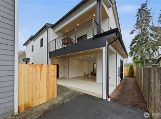 8439 47th Avenue S #B, Seattle, WA