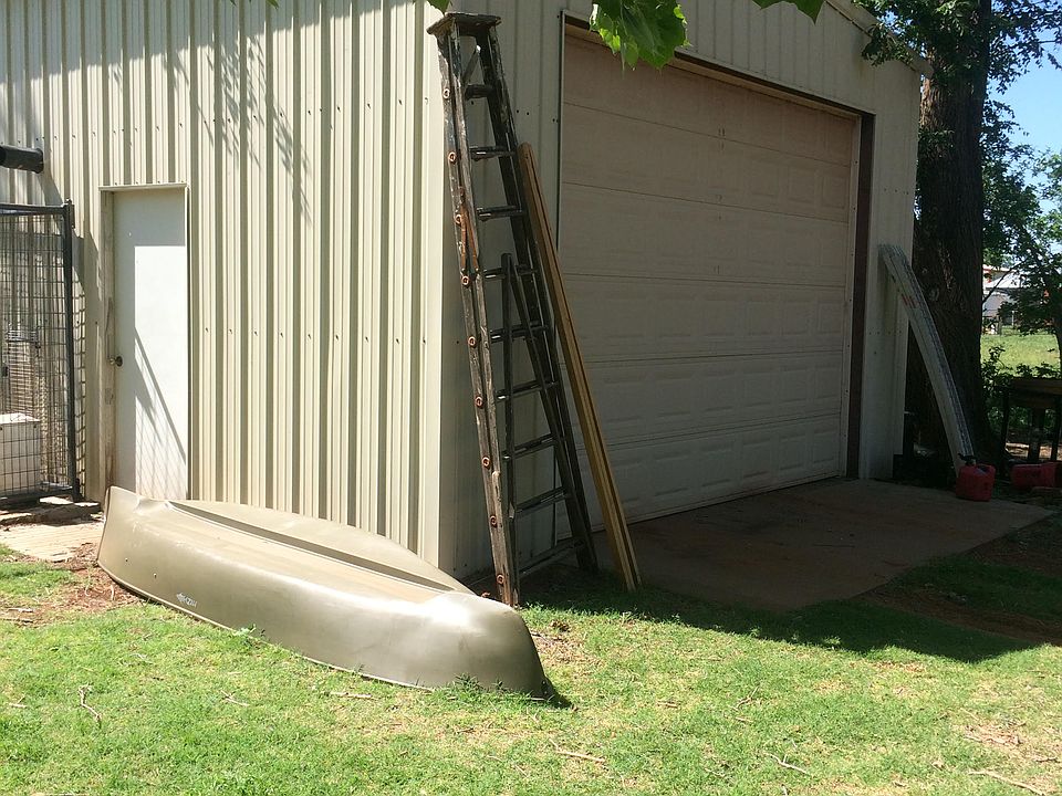 1st image of 1621 N Randall Ave
