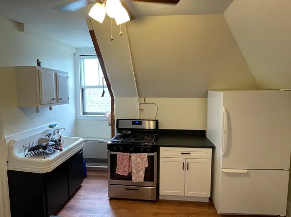 116 Emery St #3, Portland, ME 04102