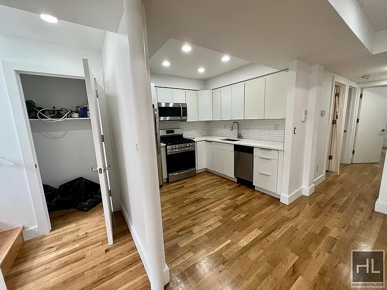 225 Macdougal St #1 — Photo 2
