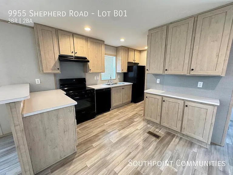 9955 Shepherd Rd #B01 — Photo 2