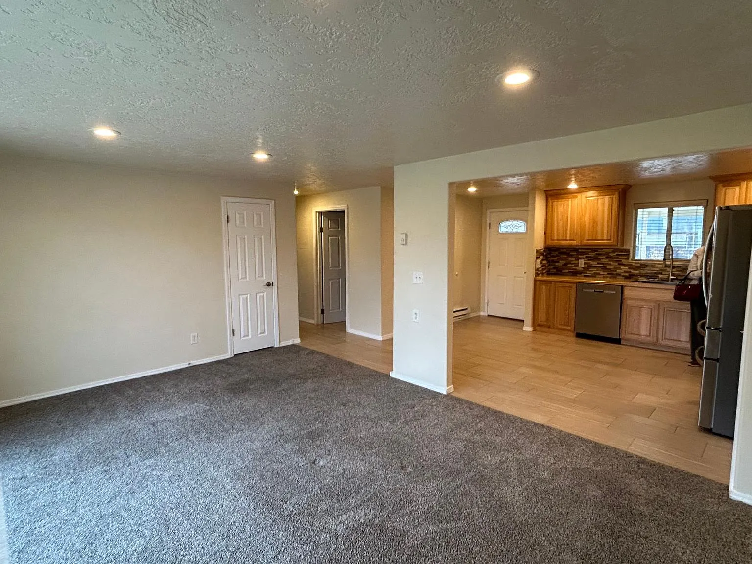 2 bed, 860 sqft, $1,525 — Photo 4