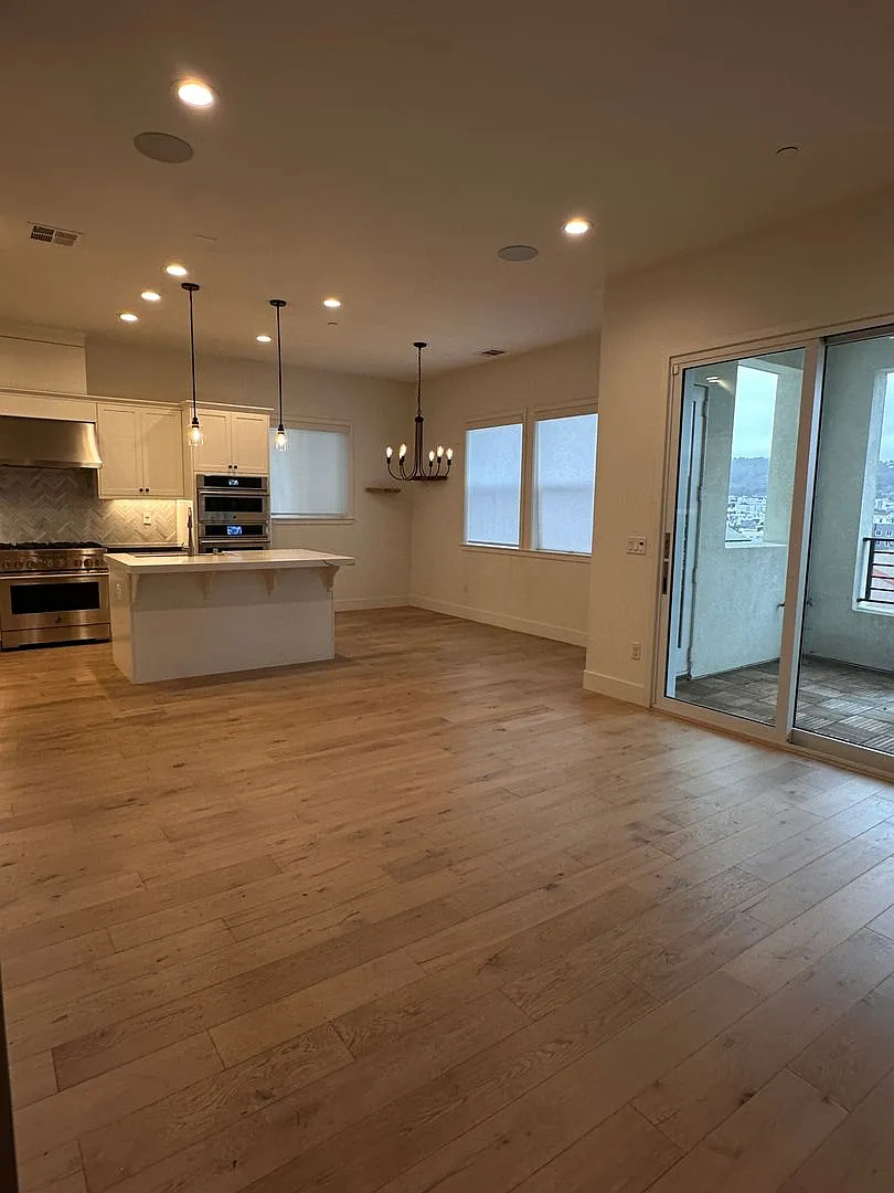 Modern 4BR / 4.5BA Three-Story Home with City Views — Photo 1