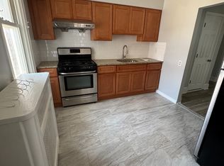 7224 Glenloch St, Philadelphia, PA 19135