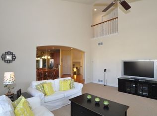 13780 W Foxwood Dr, New Berlin, WI 53151