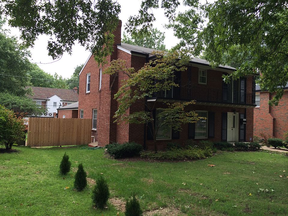 1st image of 930 S Central Ave