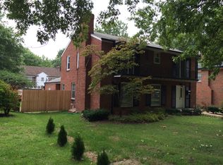 930 S Central Ave, Saint Louis, MO 63105