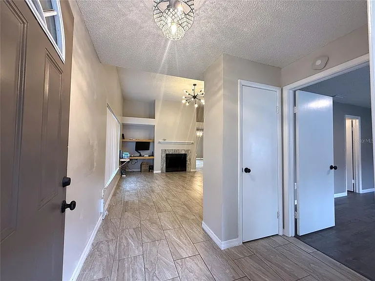 2042 Shadow Pine Dr — Photo 4