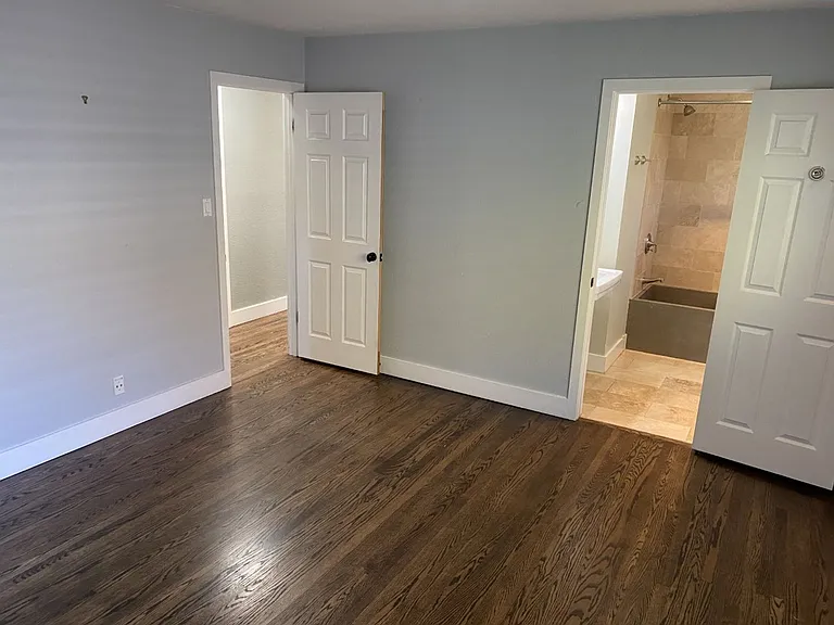 492 Chase St — Photo 19