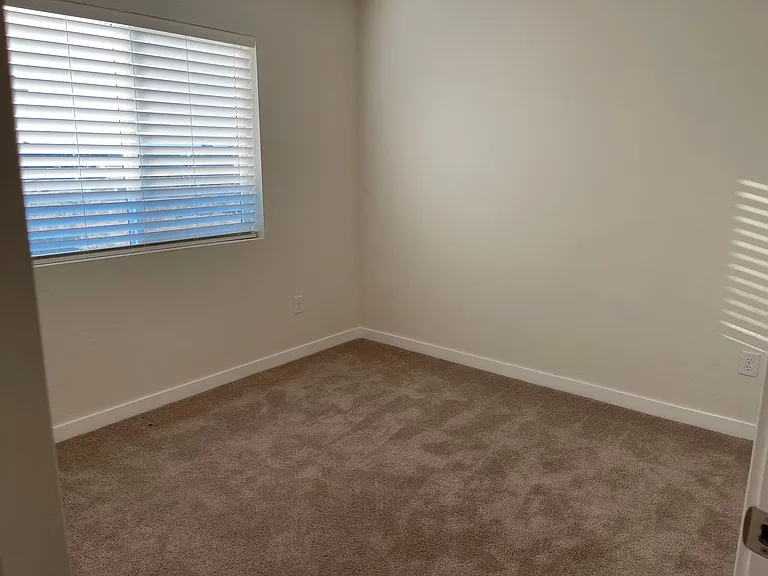 185 Northridge Ter — Photo 22