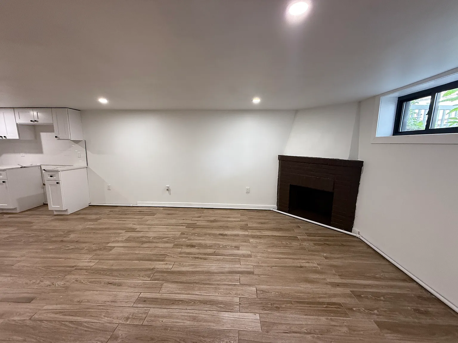 1 bed, 750 sqft, $1,999 — Photo 3