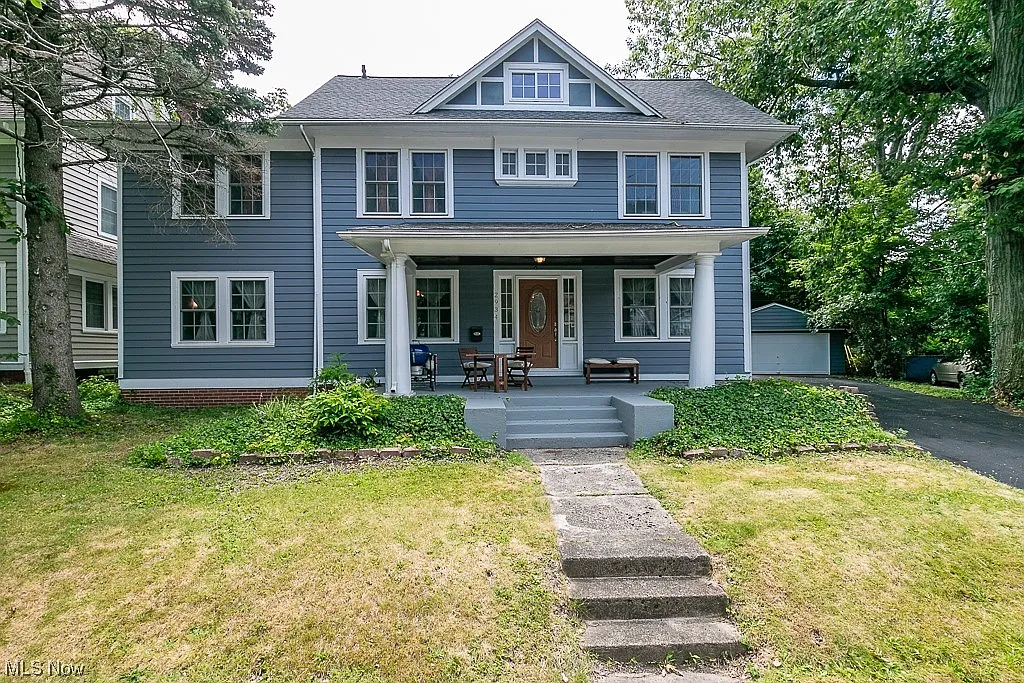 2934 Hampshire Rd photo 1