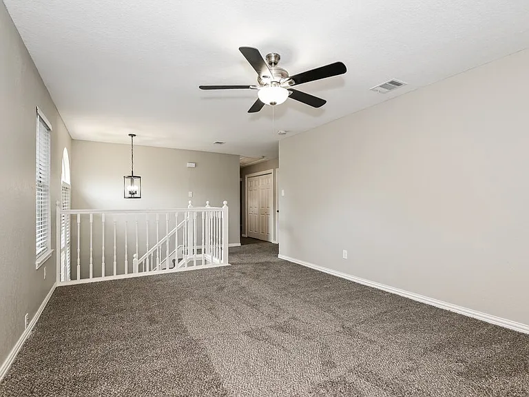 1506 Rancho Dr — Photo 10