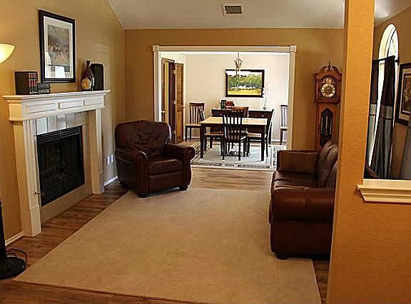 4th image of 718 Cottonwood Dr