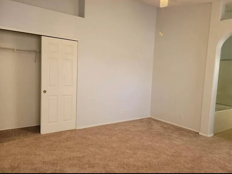 4405 Cuarzo Ave NW — Photo 12