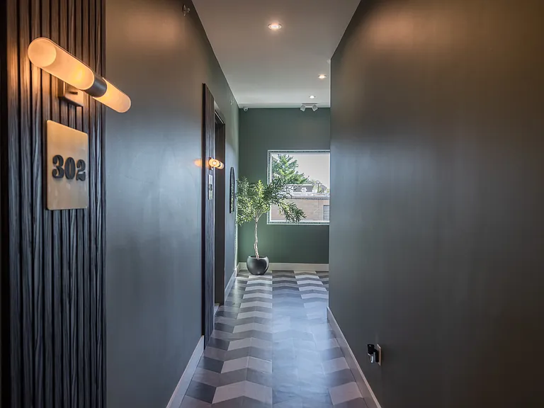 58 Hamilton Ave #101 — Photo 1